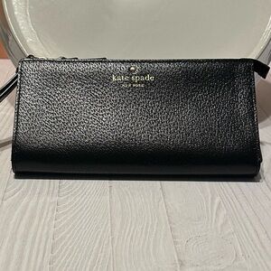 Kate Spade black wristlet wallet